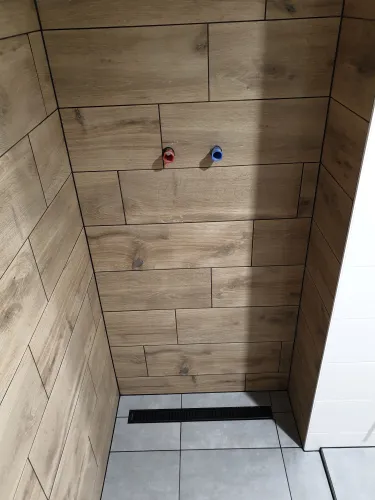 Obklady dlažby Pršianska terasa