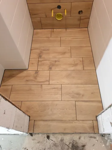 Obklady dlažby Pršianska terasa