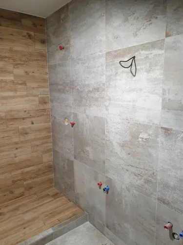 Obklady dlažby Pršianska terasa