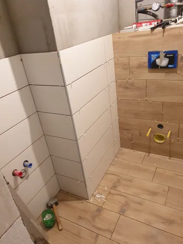 Obklady dlažby Pršianska terasa