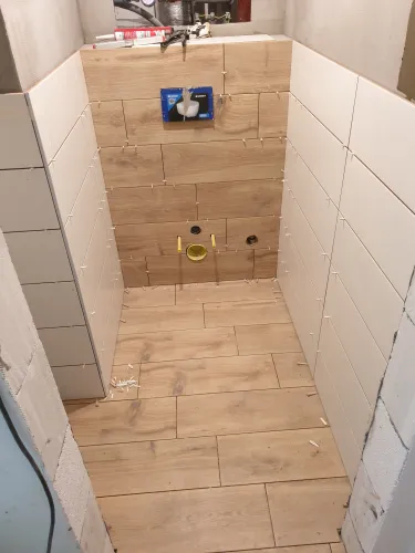 Obklady dlažby Pršianska terasa